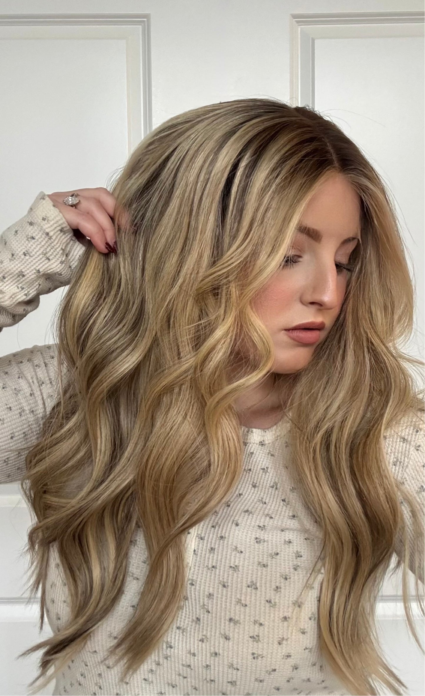 Maeve 24" | Human Hair | Light Density | S