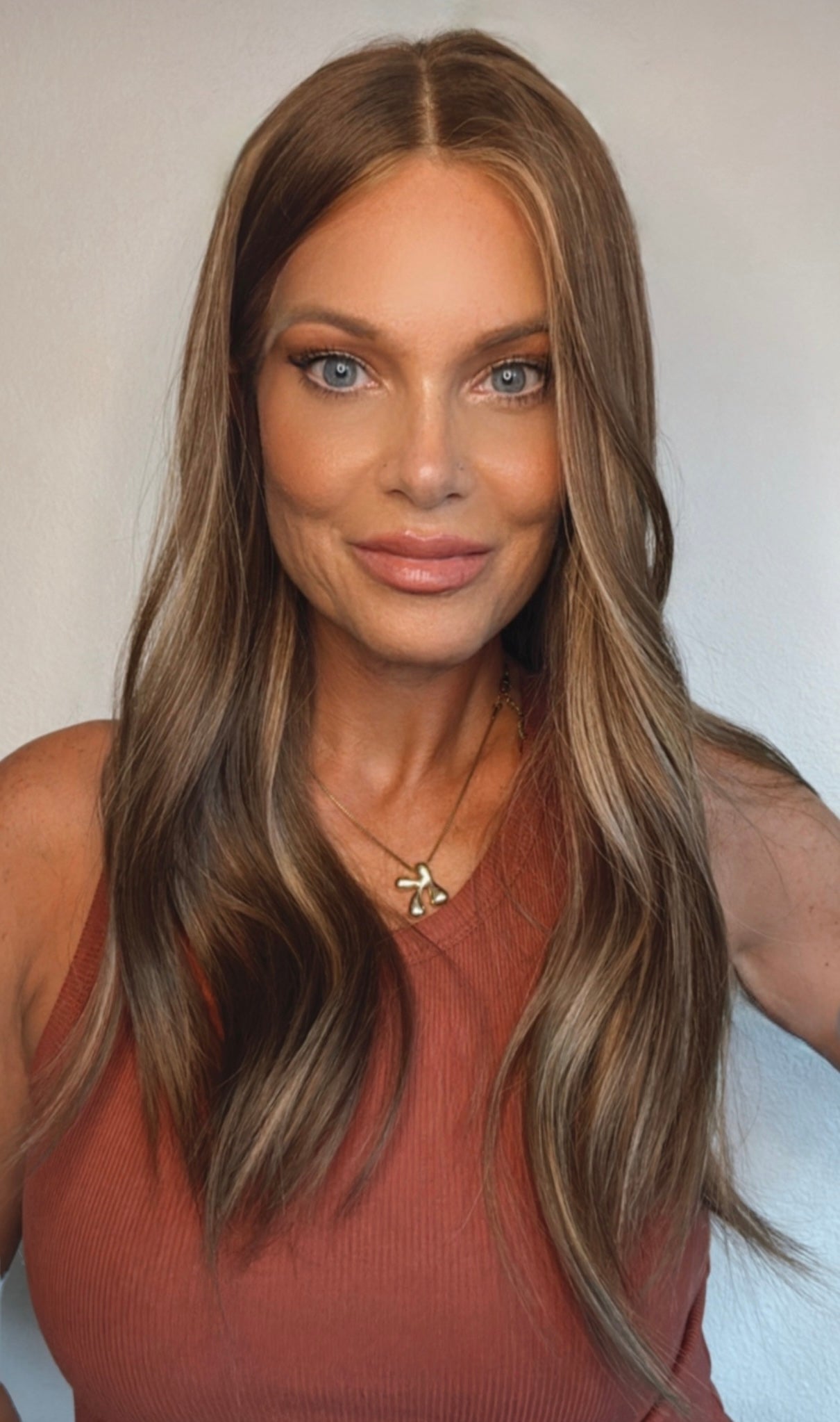 Bobbi 21" | Human Hair | Light Density | Preorder