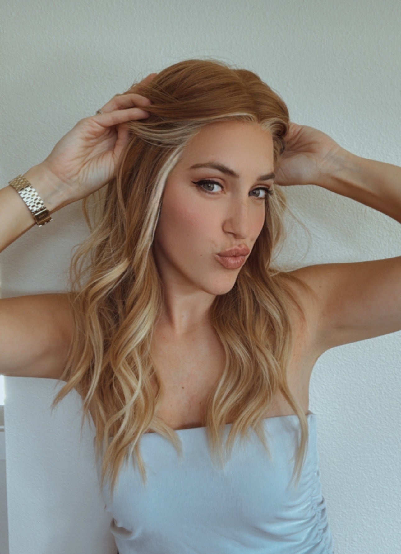 Molly 22" | Human Hair | Light Density | M