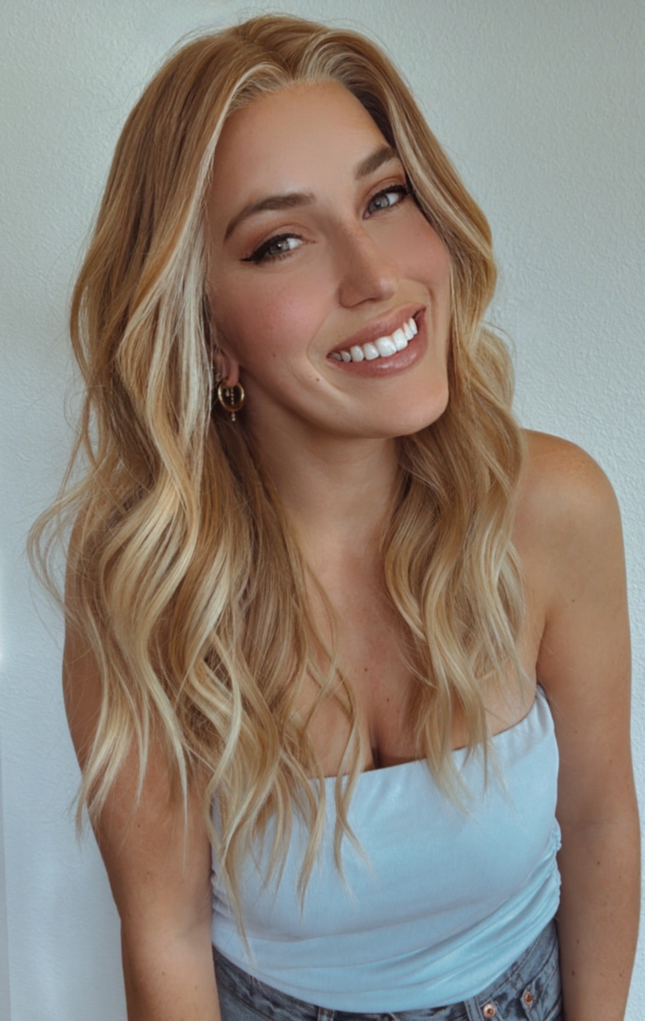 Molly 22" | Human Hair | Light Density | M