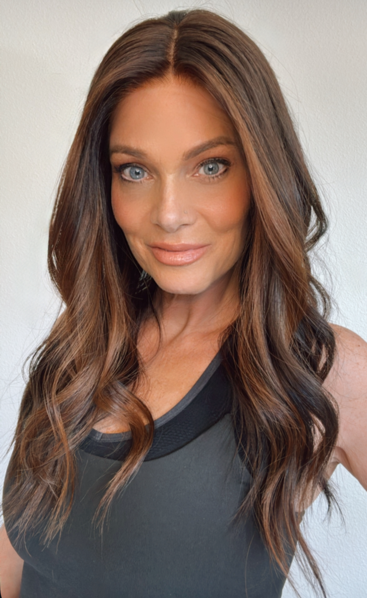 Bianca 20" | Human Hair | Light Density | M