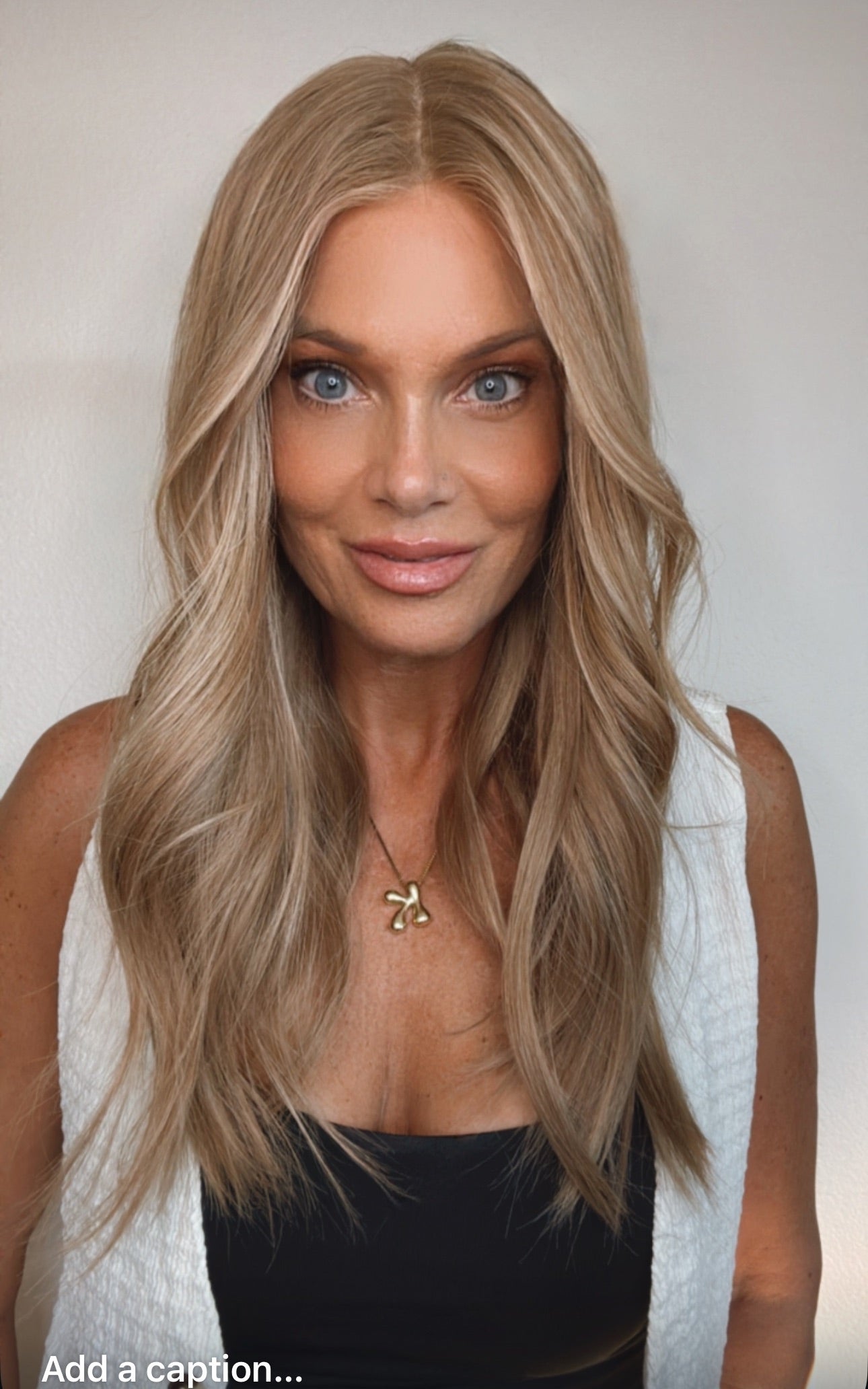 Cassie 20" | Human Hair | Light Density | S
