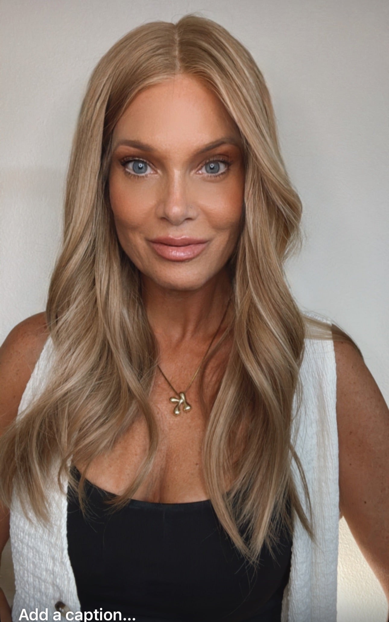 Cassie 20" | Human Hair | Light Density | S