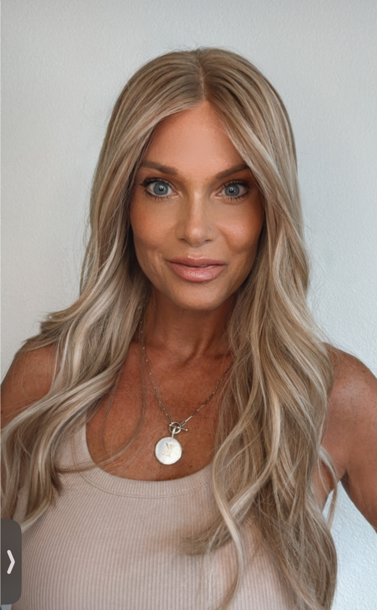 Desi 22" | Human Hair | All-Hand-Tied | S