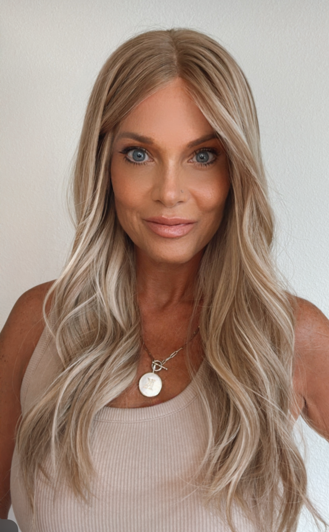 Desi 22" | Human Hair | All-Hand-Tied | S