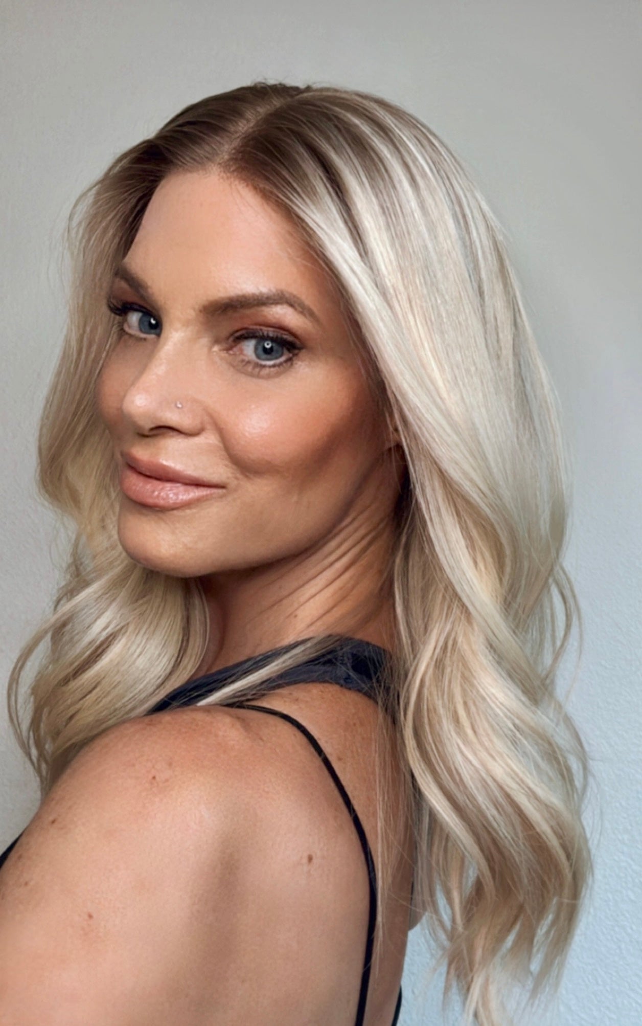 Jesse 16" | Human Hair | All-Hand-Tied | L