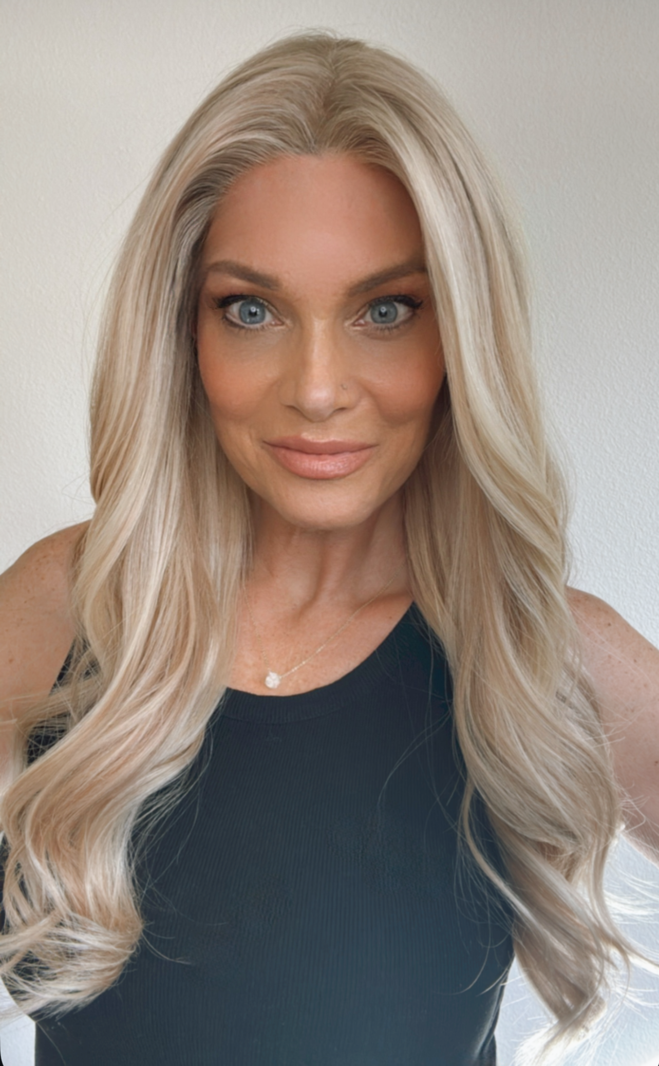 Shannon 24" | Human Hair | All-Hand-Tied 115% | Preorder