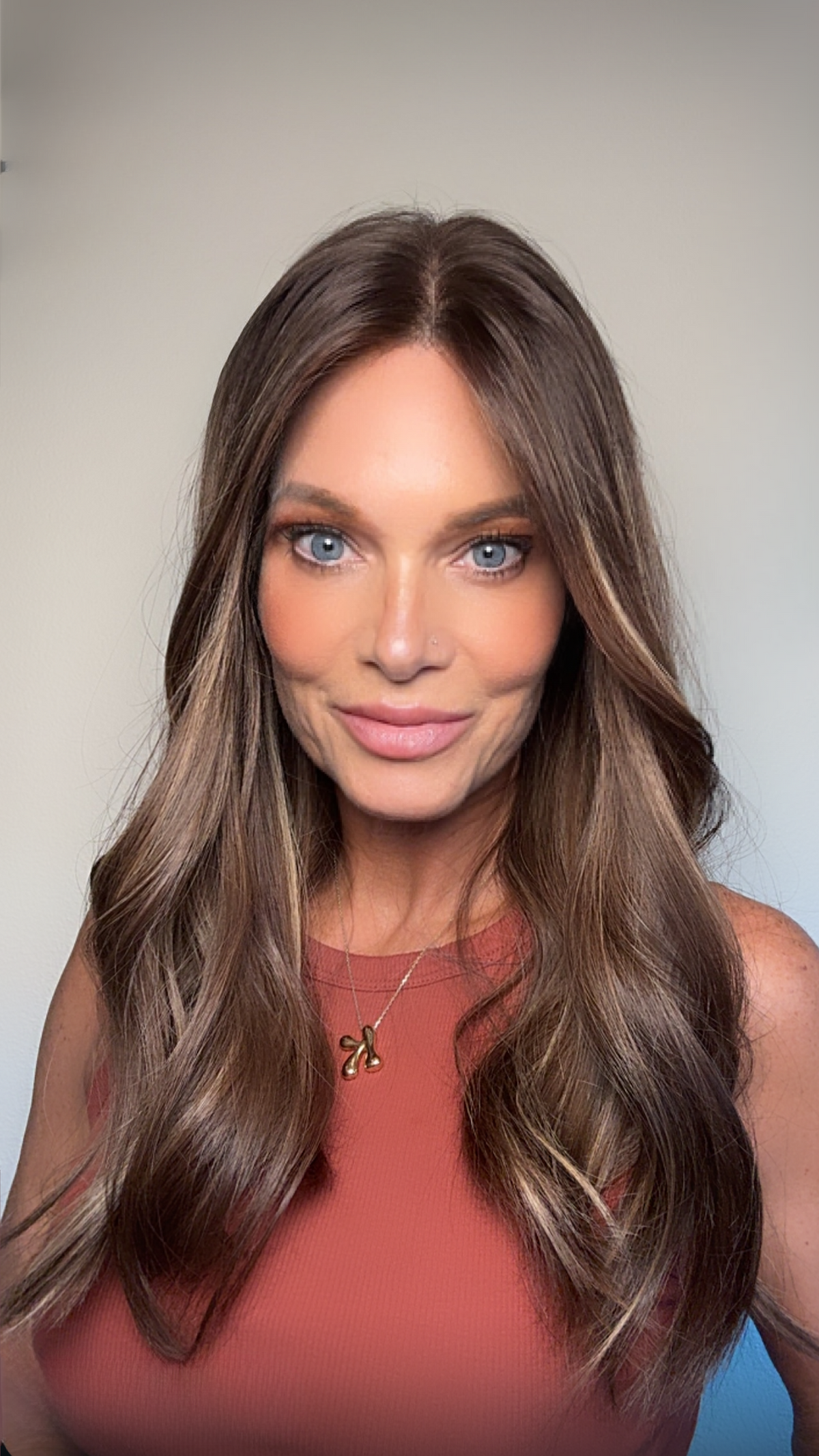 Ellis 22" | Human Hair | Light Density | S