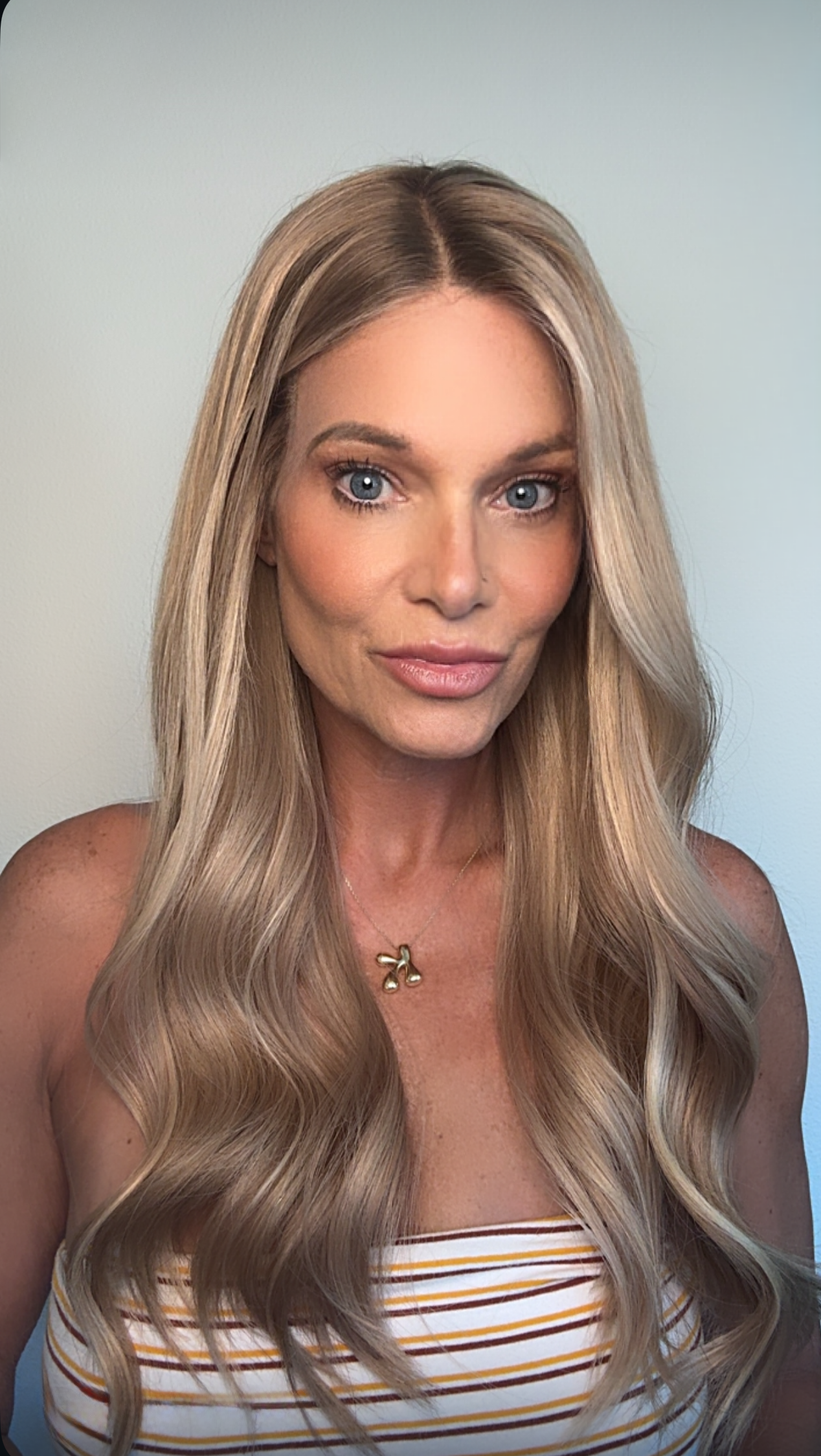 Jaci 24" EURO | Human Hair | Light Density | S