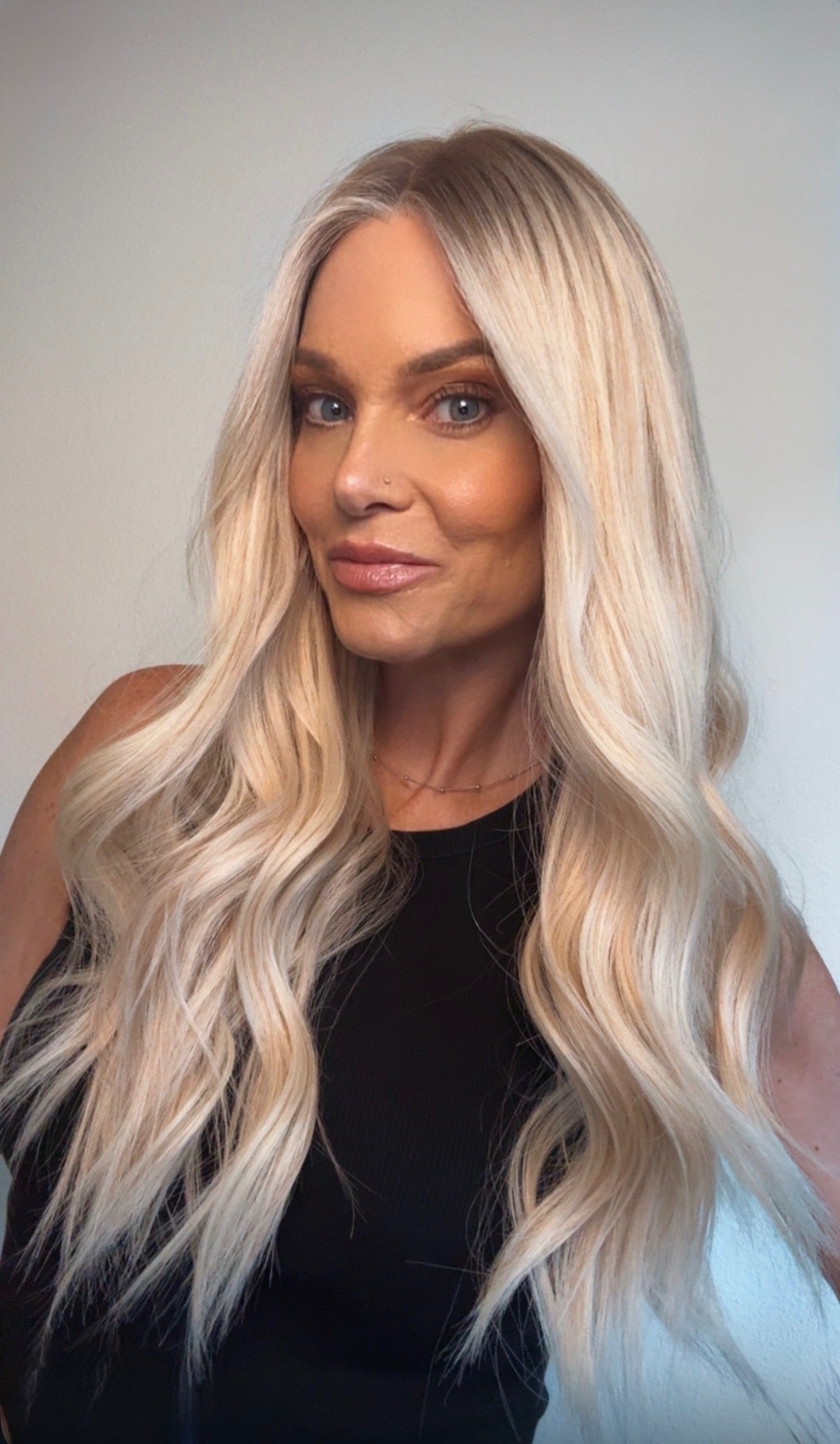 Hadley 24" | EURO | Human Hair | Light Density | MED