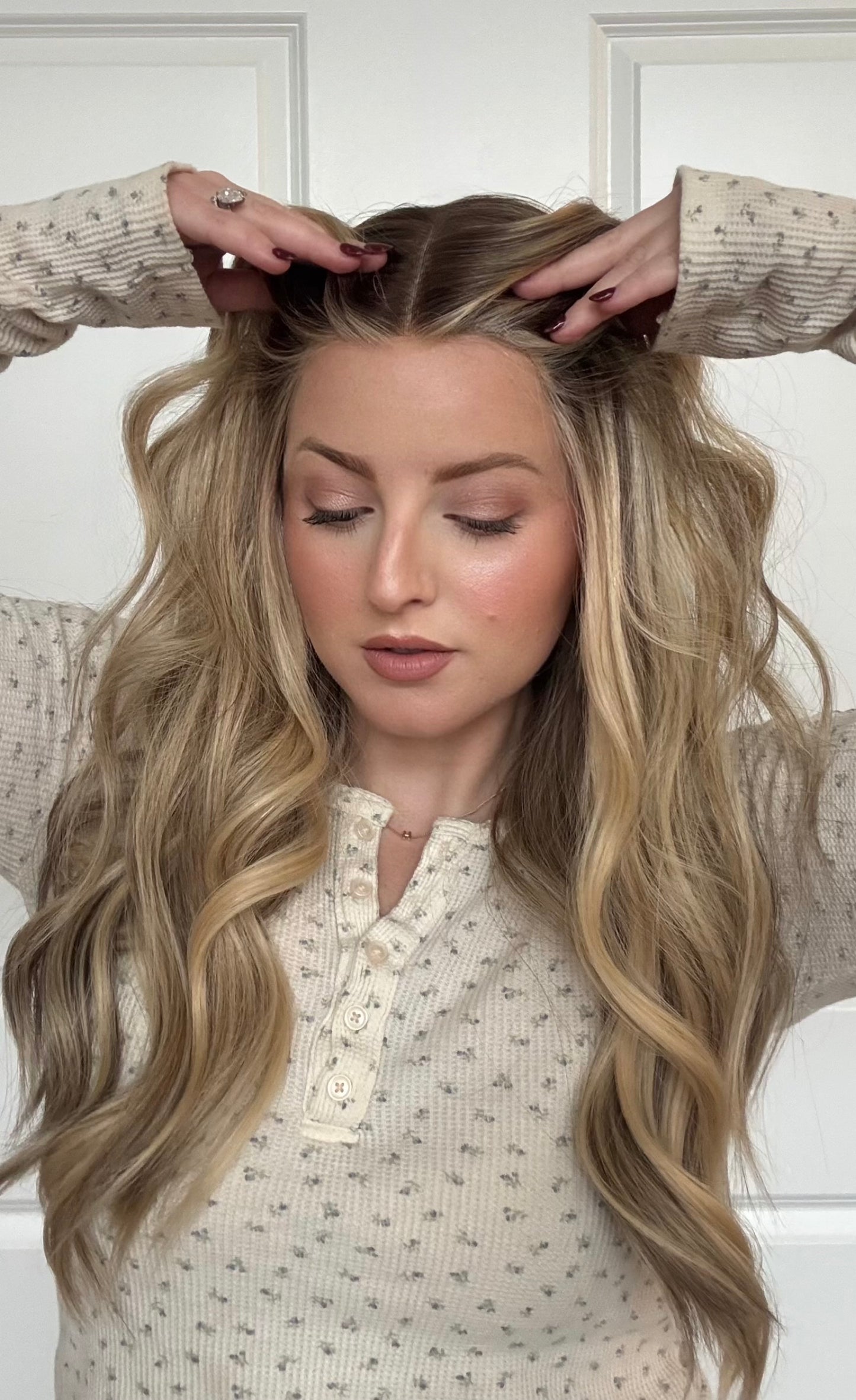 Maeve 24" | Human Hair | Light Density | S