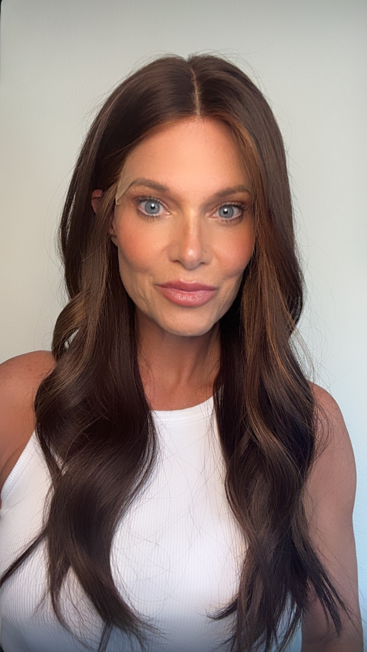 Tara 24" | EURO | Human Hair | All-Hand-Tied | Light Density | M