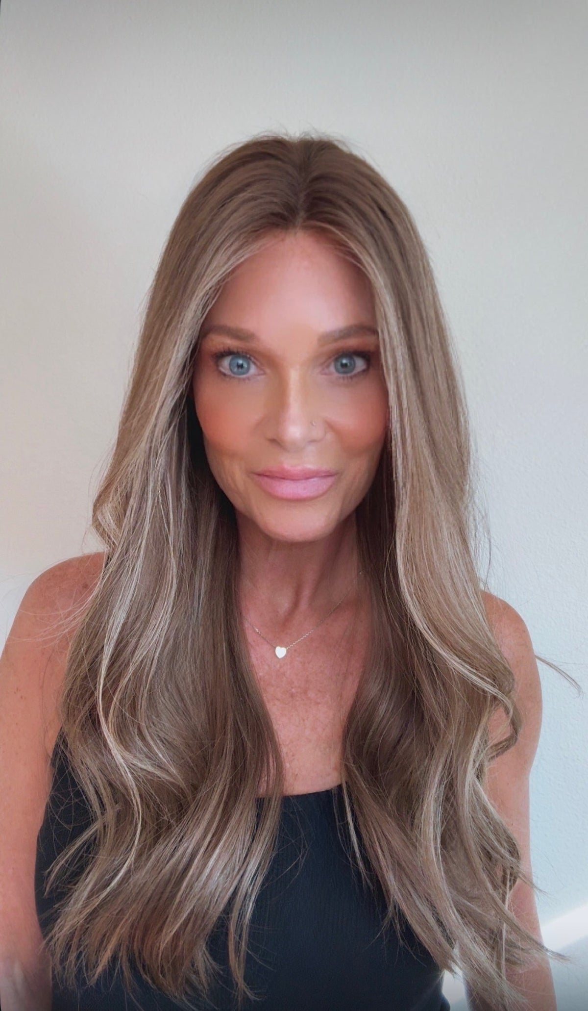 Willa 24" EURO | Human Hair | Light Density | S