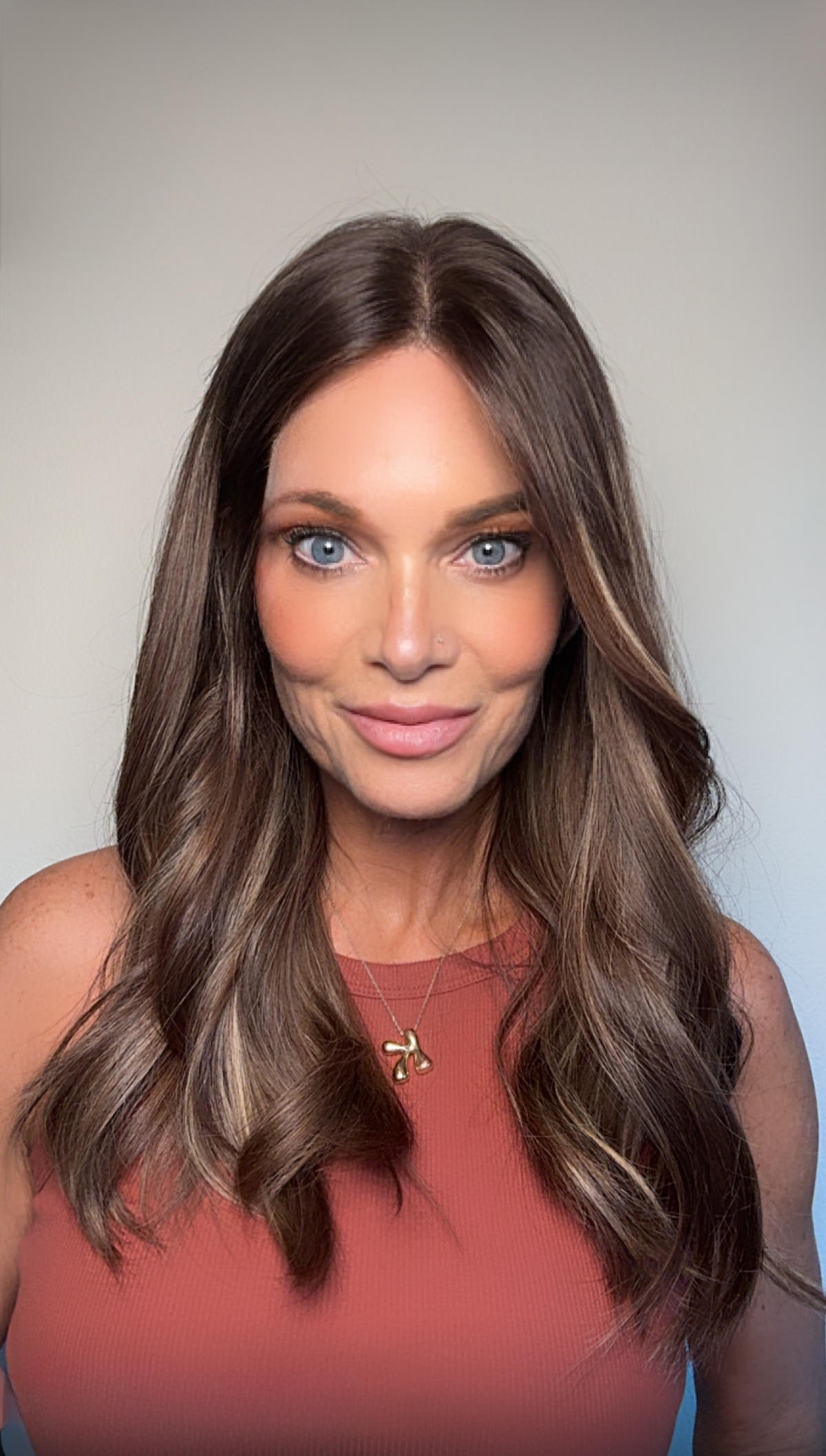Ellis 22" | Human Hair | Light Density | S