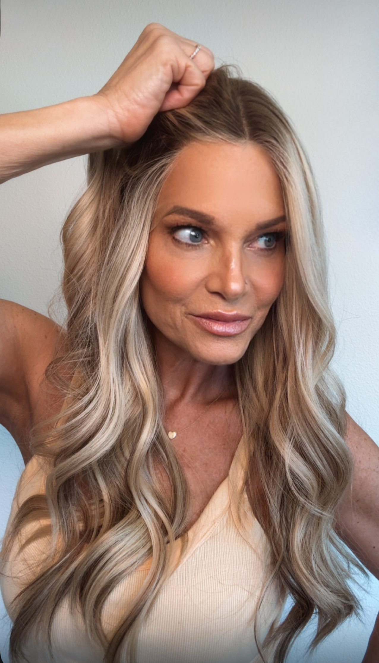 Montana 24" | Human Hair | Light Density | M