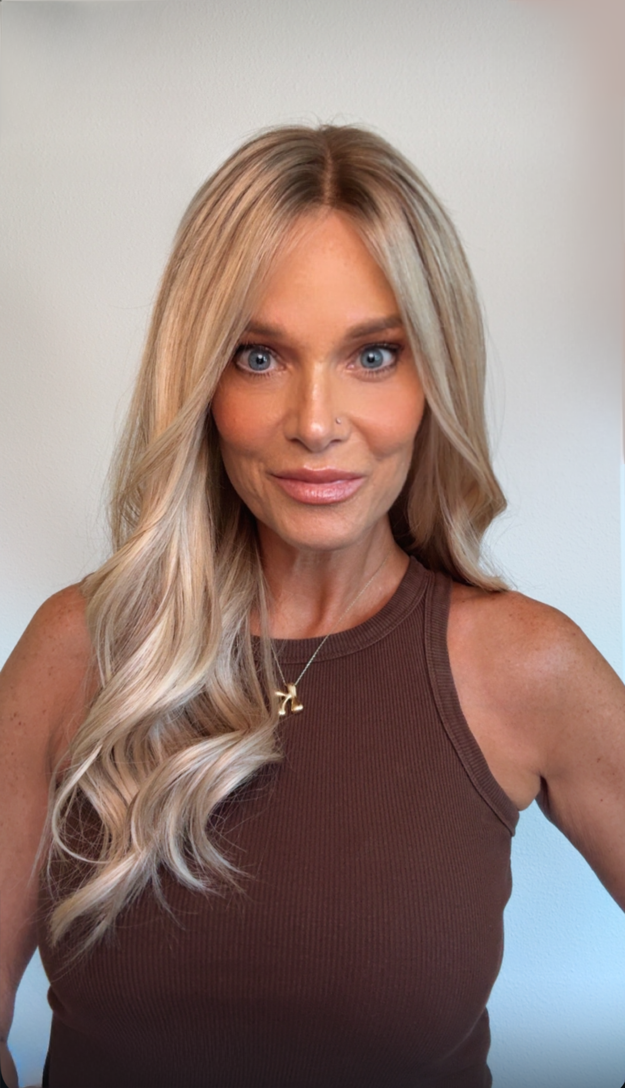 Ayla 22" EURO | Human Hair | Light Density | M