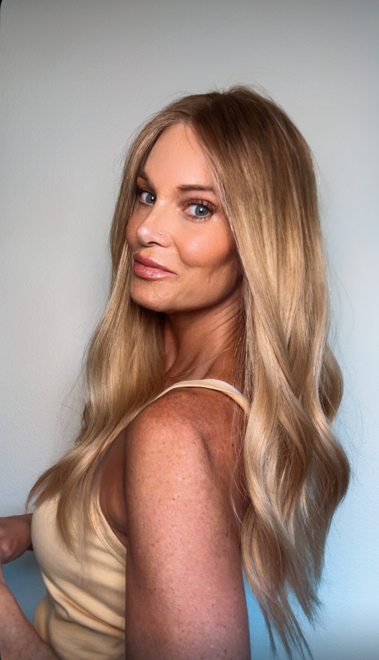 Jaylee 22" EURO | Human Hair | Light Density | M