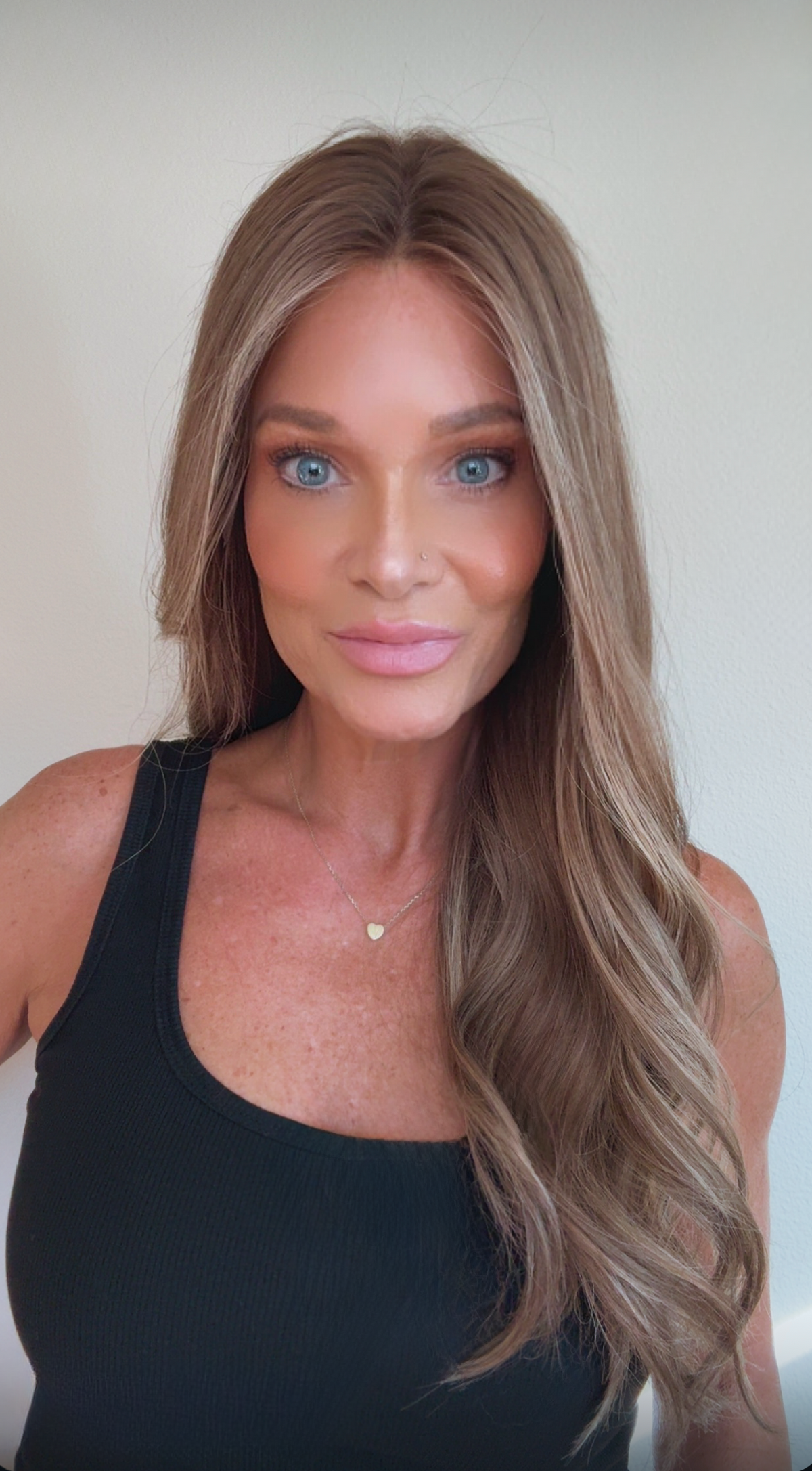 Willa 24" EURO | Human Hair | Light Density | S
