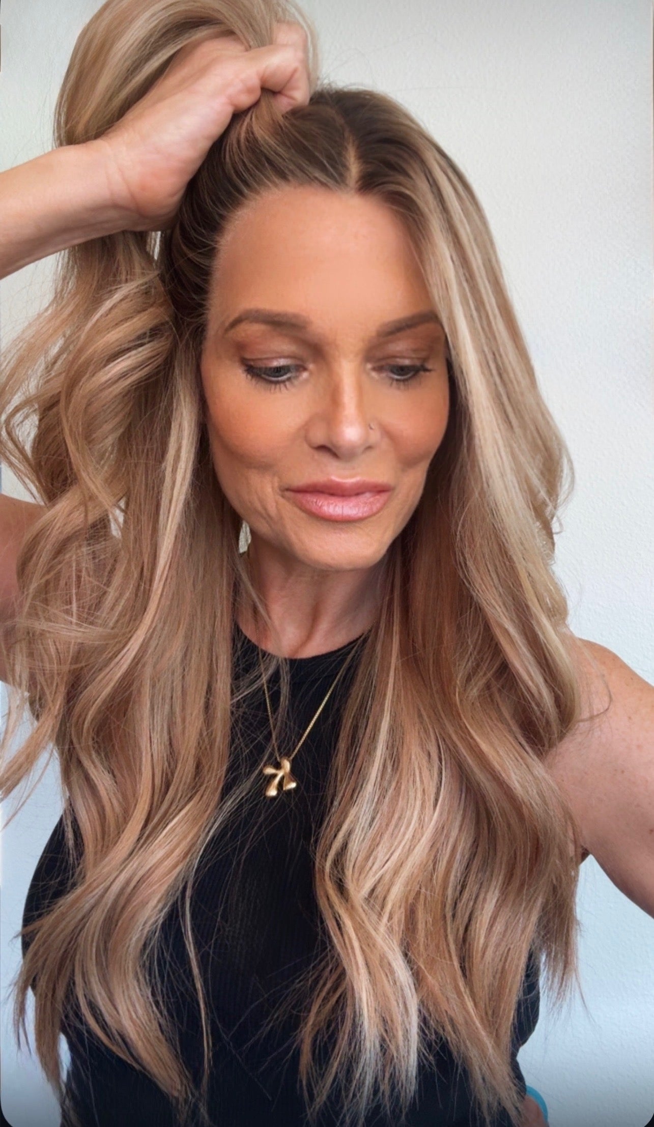Sunny 24" | EURO | Human Hair | Light Density | PREORDER