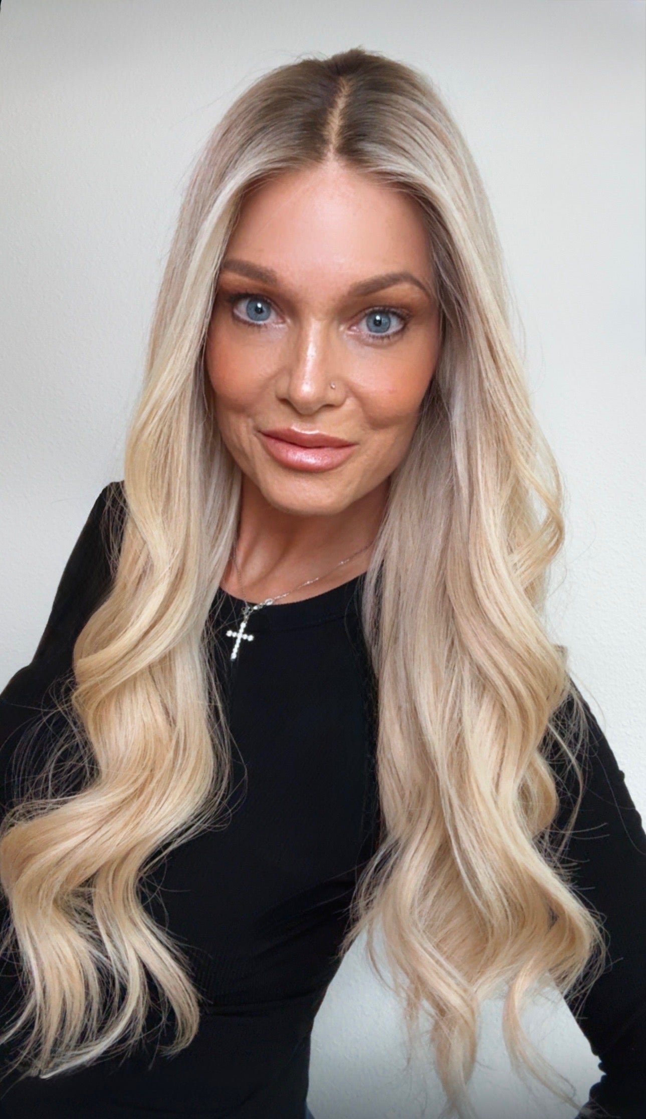 Mckenna 25" | Human Hair | Light Density | PREORDER