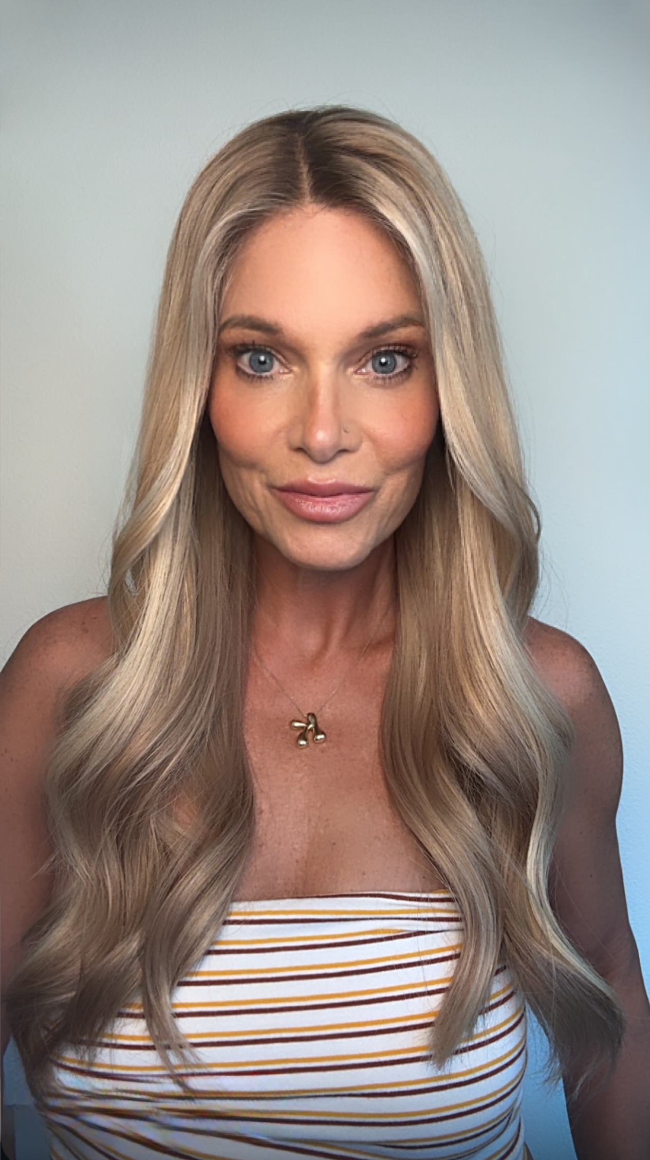 Jaci 24" EURO | Human Hair | Light Density | S