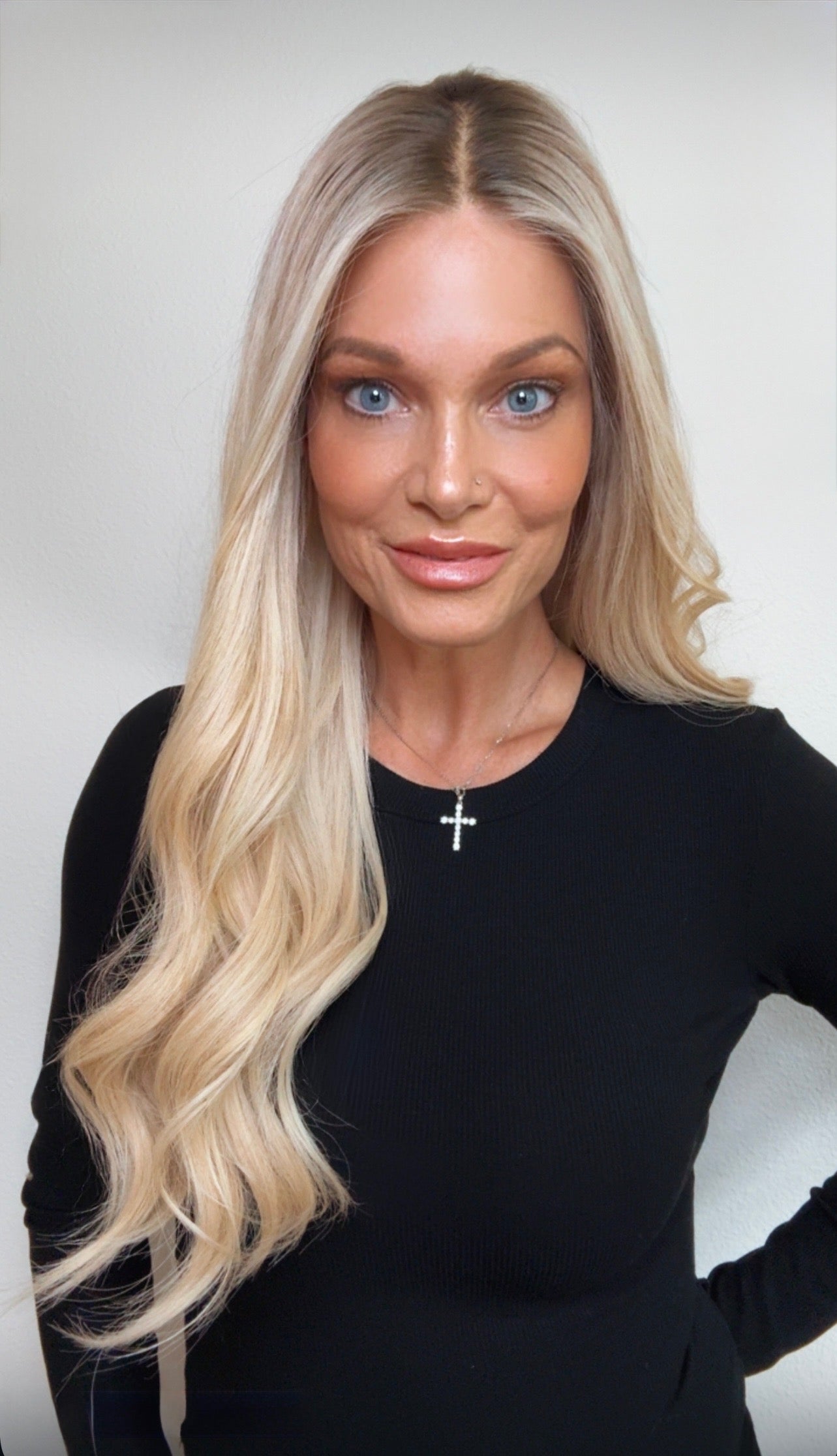 Mckenna 25" | Human Hair | Light Density | PREORDER