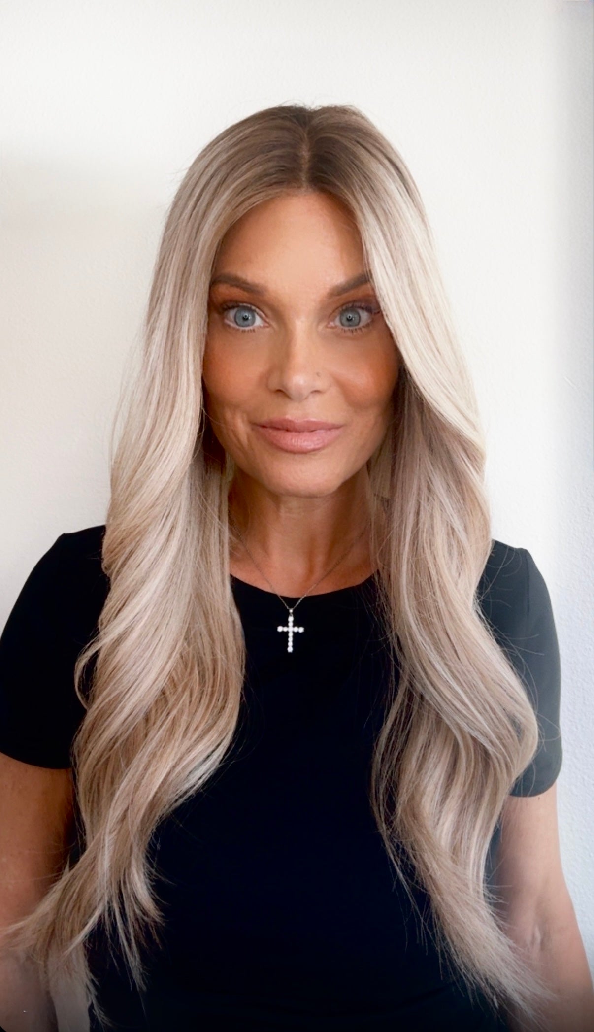 Chelsea 24" | Human Hair | Light Density | S