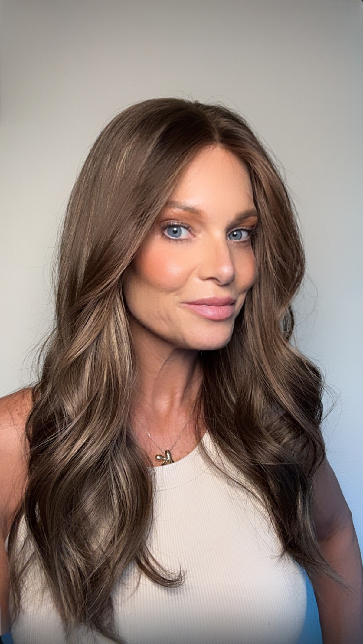 Emery 24" | Human Hair | Light Density | M