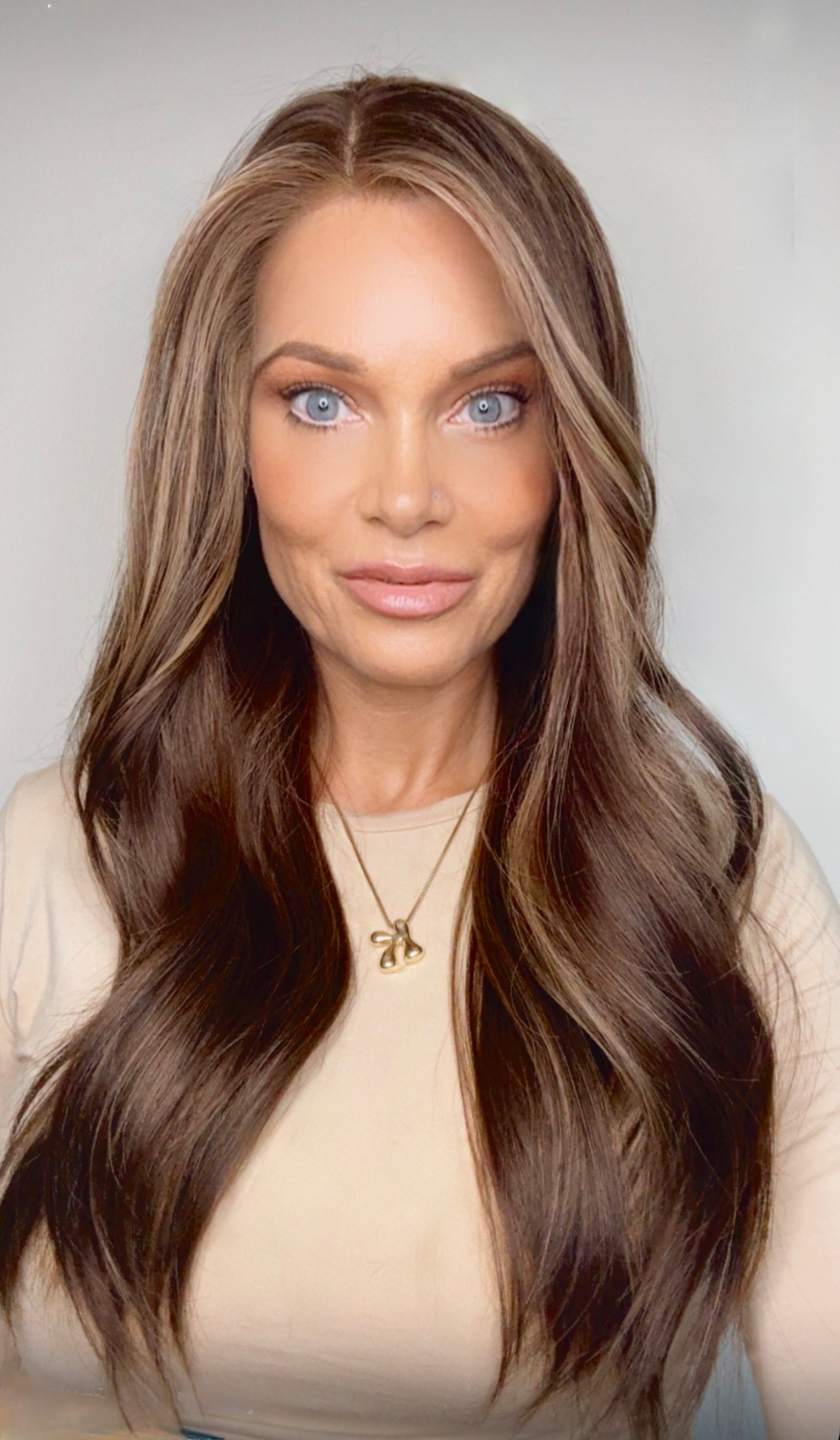 Demi 24" | Human Hair | Light Density | Preorder