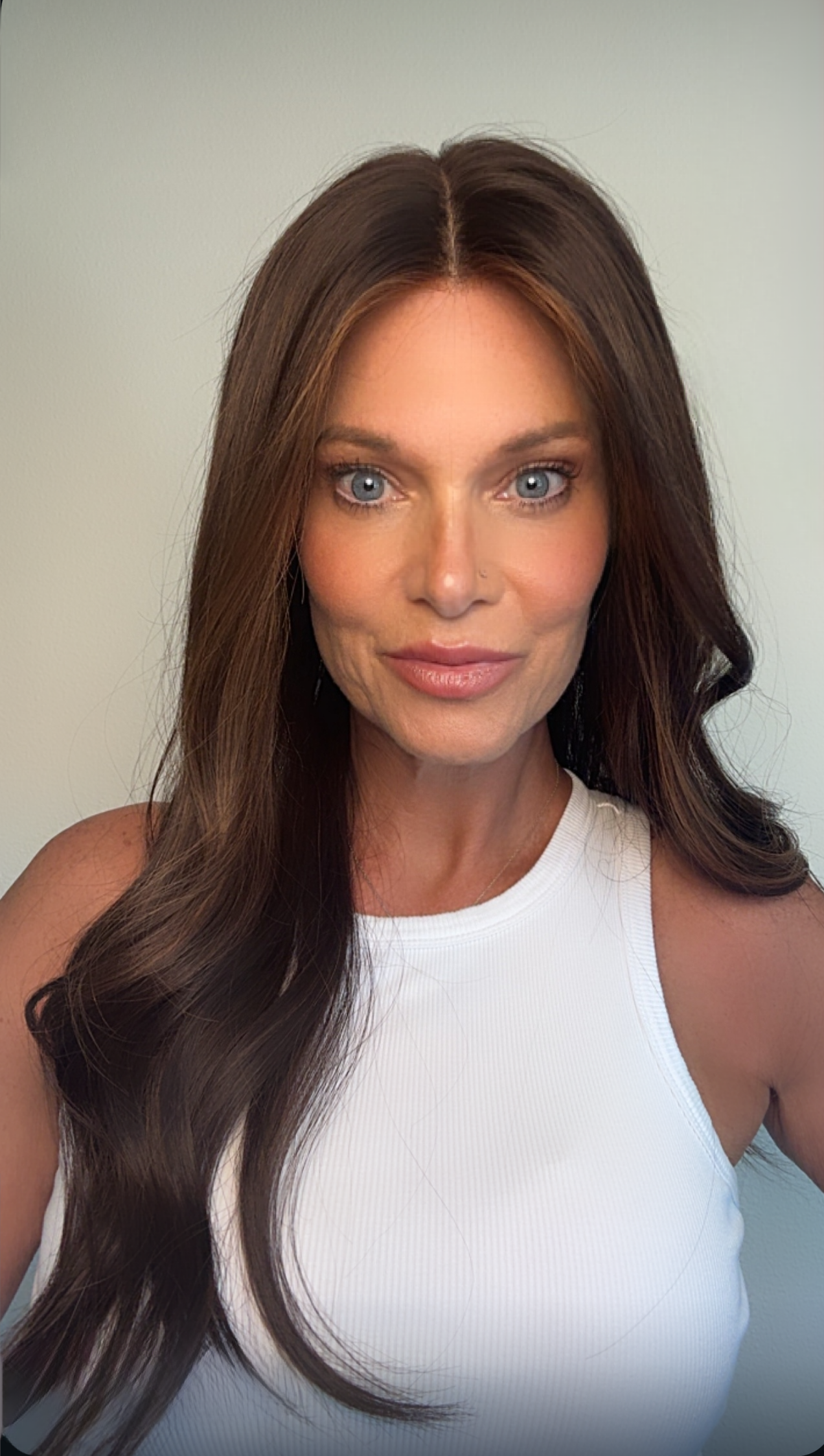 Tara 24" | EURO | Human Hair | All-Hand-Tied | Light Density | M