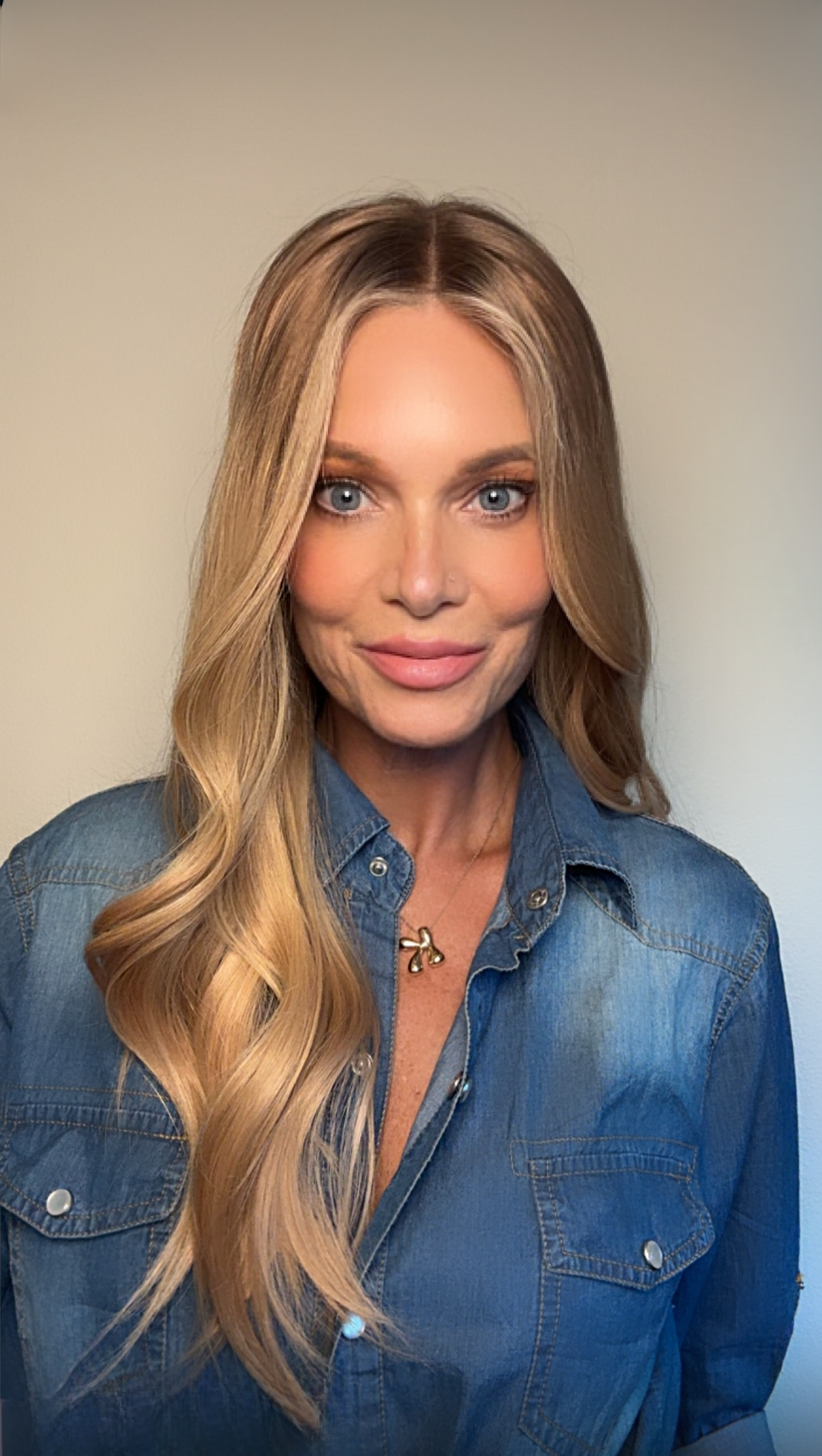 Camille 24" | Human Hair | Light Density | XS | S