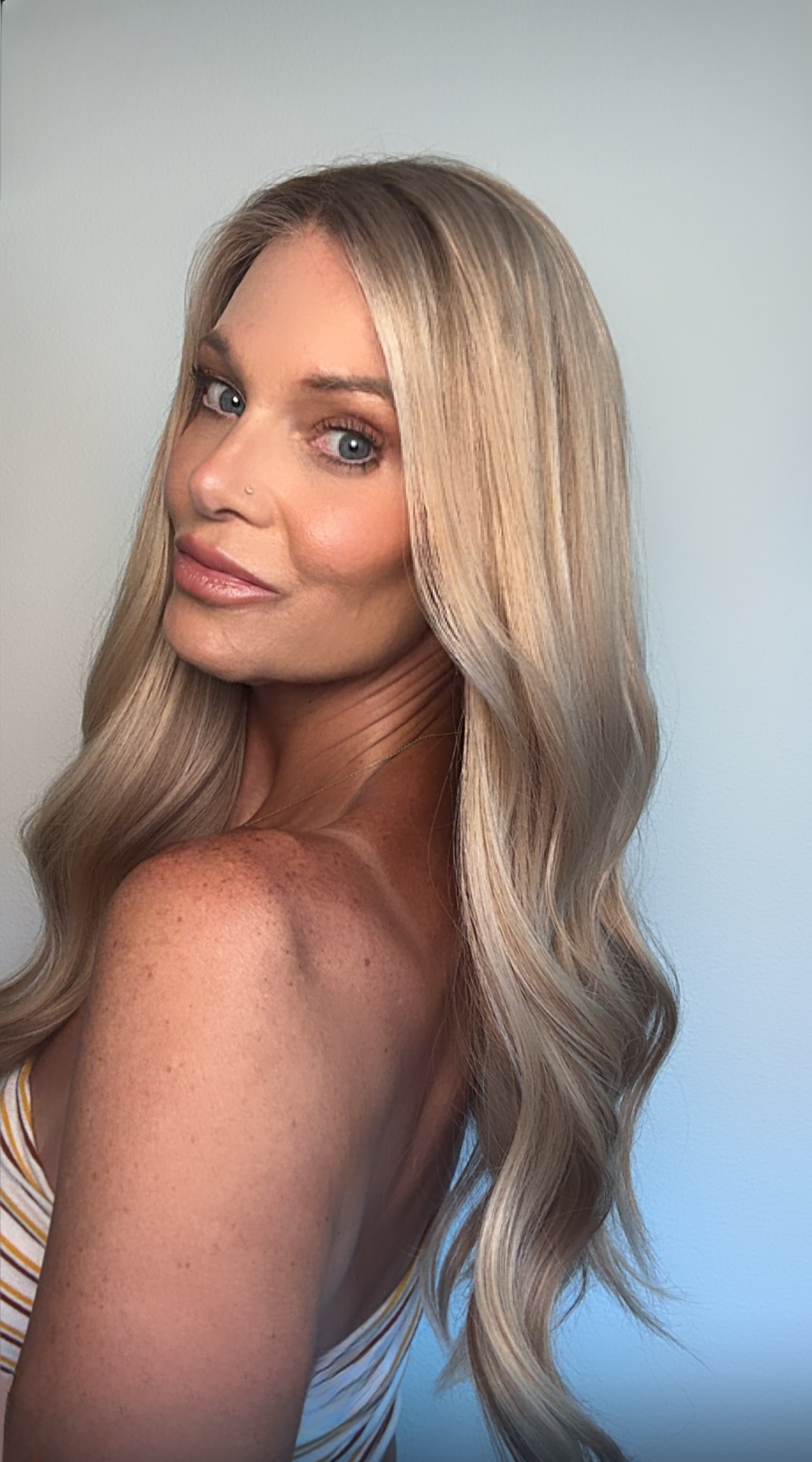 Jaci 24" EURO | Human Hair | Light Density | S