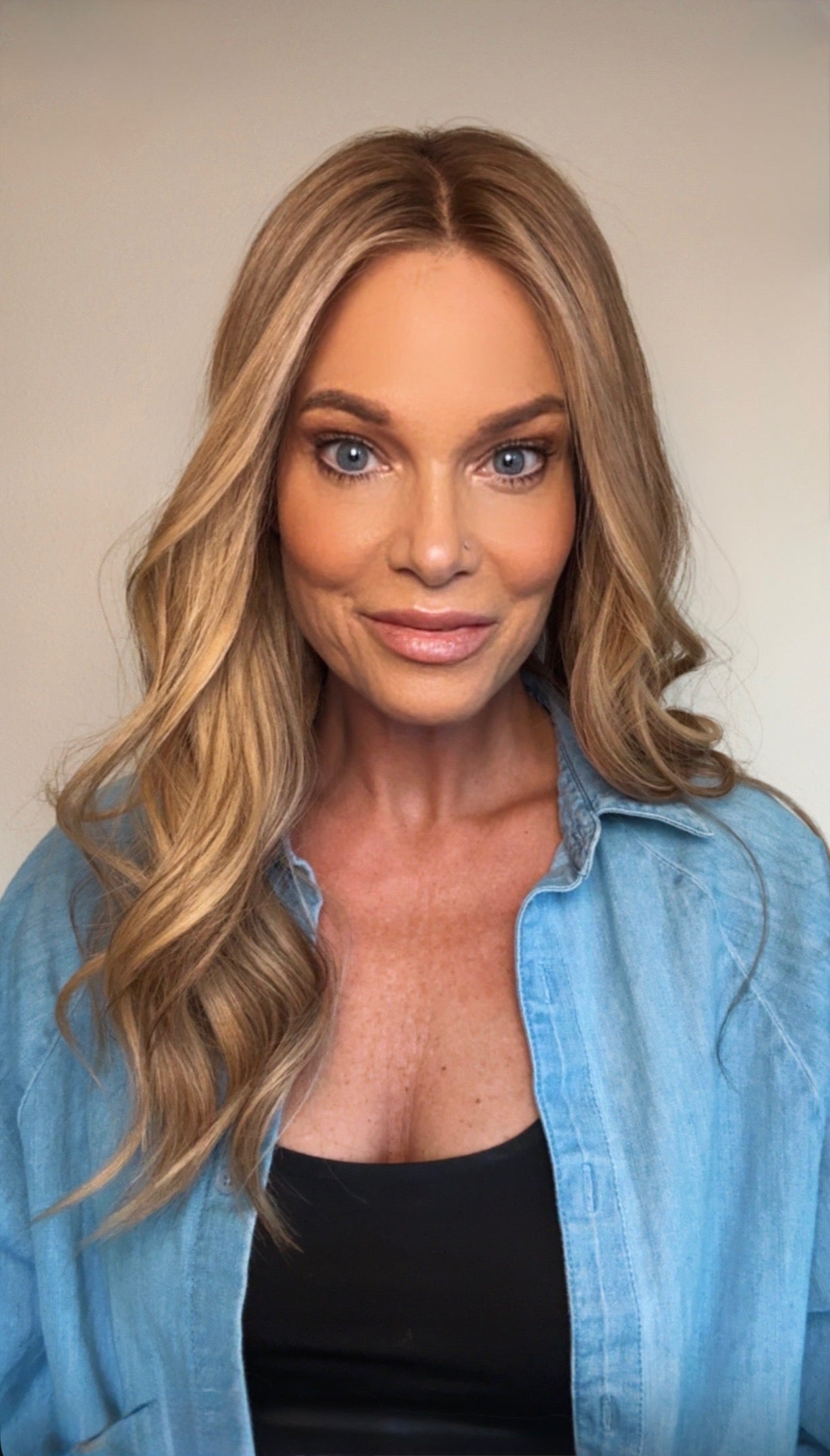 Venice 22" | Human Hair | Light Density | S