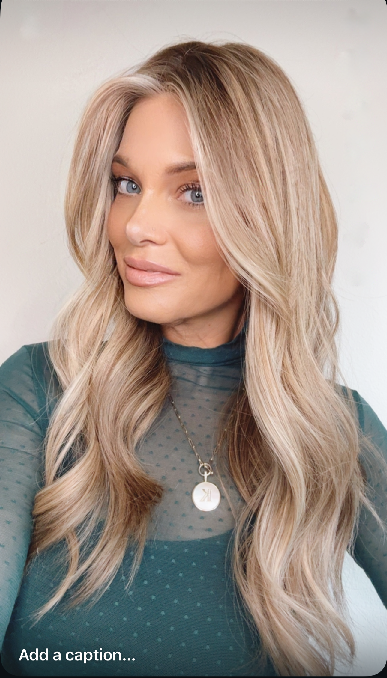 Liv 22" | Human Hair | Light Density | Preorder