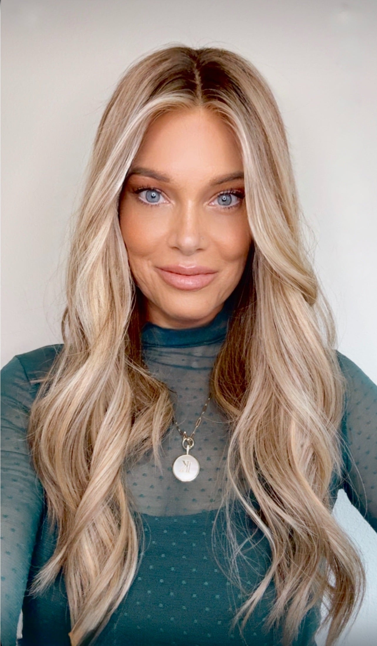 Liv 22" | Human Hair | Light Density | Preorder