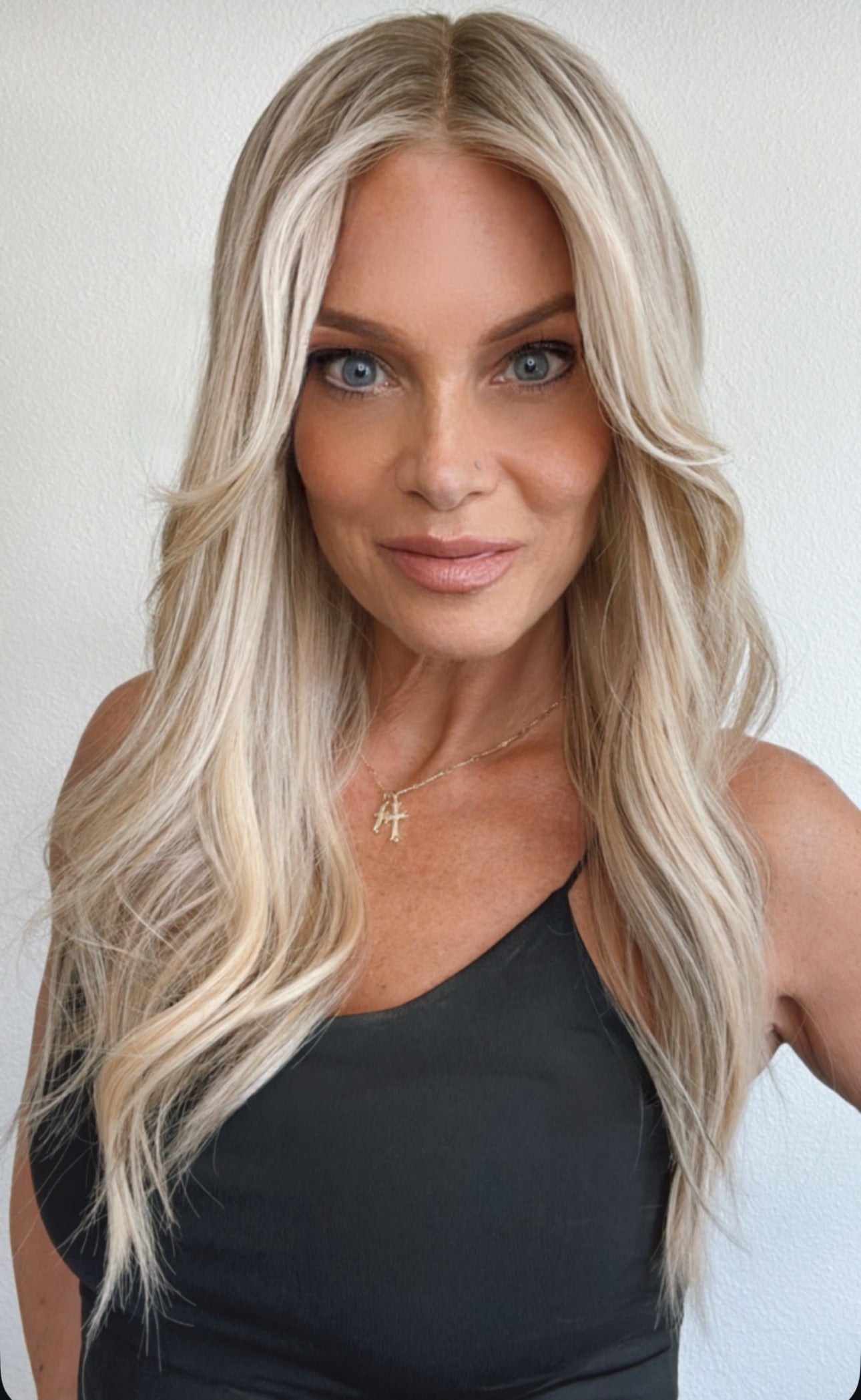 Shay 20" | Human Hair | Light Density | Preorder