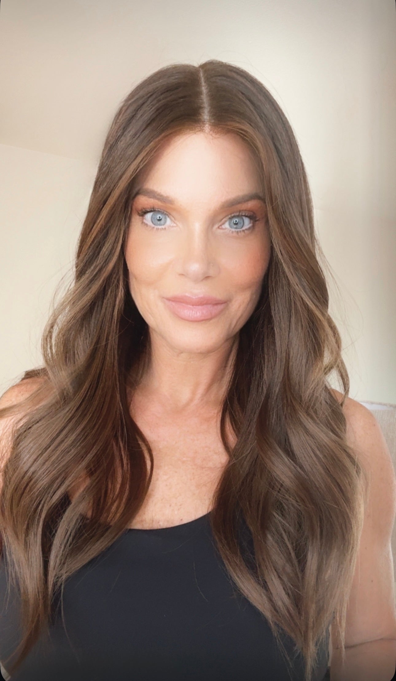 Carson 22" | Human Hair | Light Density | Preorder