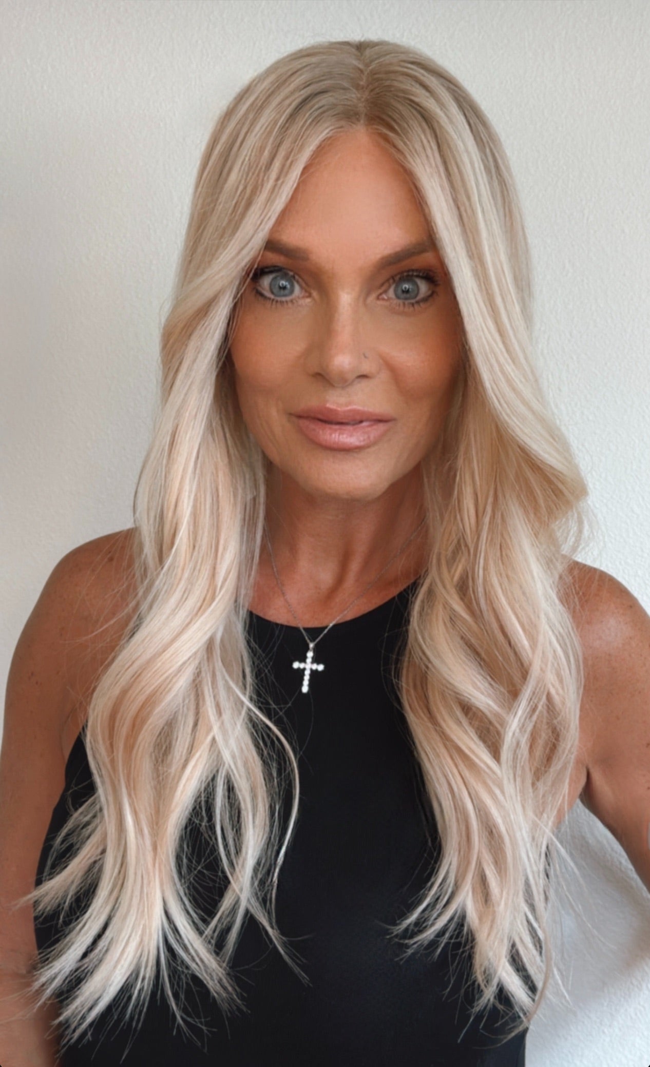 Maya 22" | Human Hair | All-Hand-Tied | M
