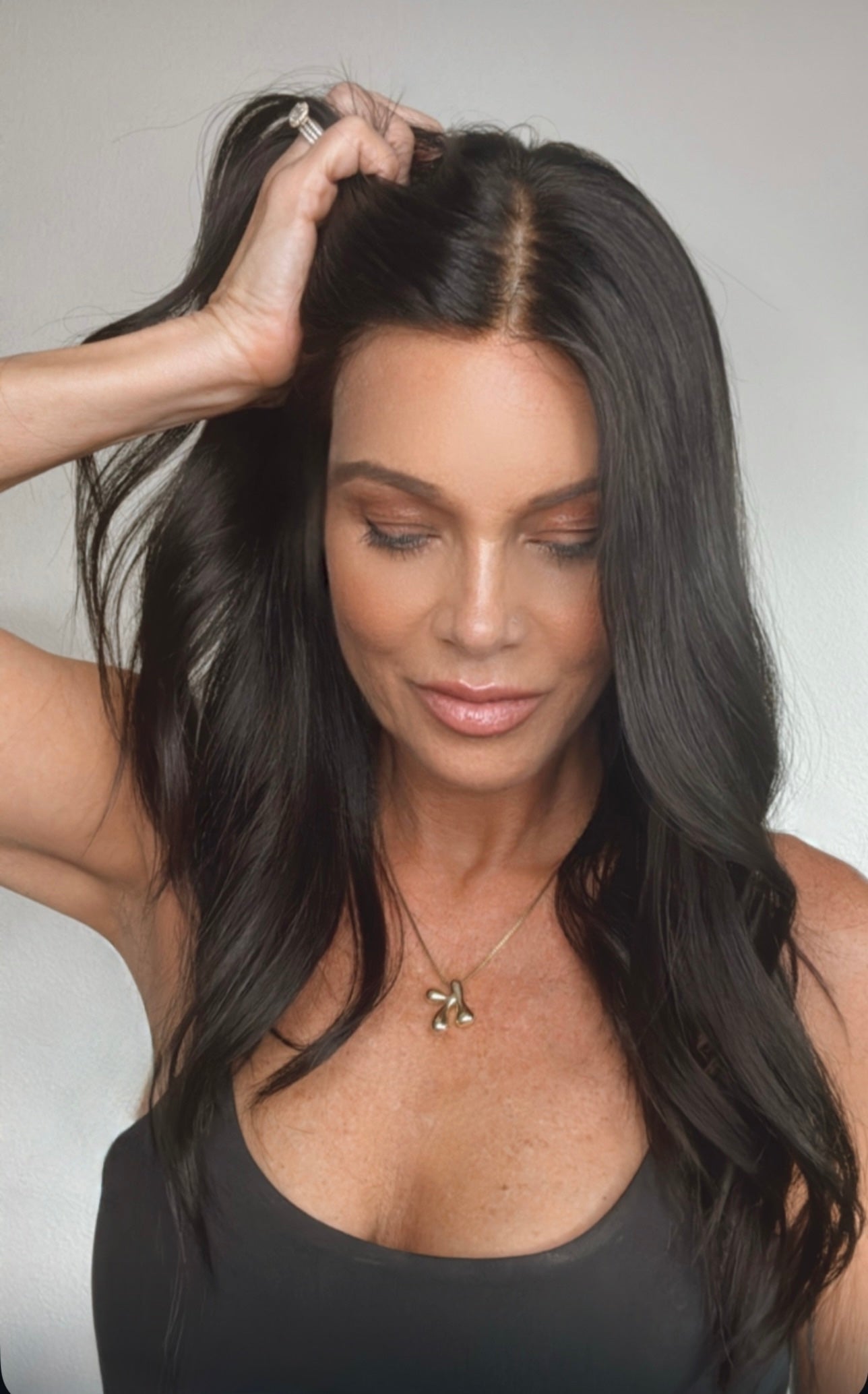 Phoenix 20" | Virgin Human Hair | All-Hand-Tied | S